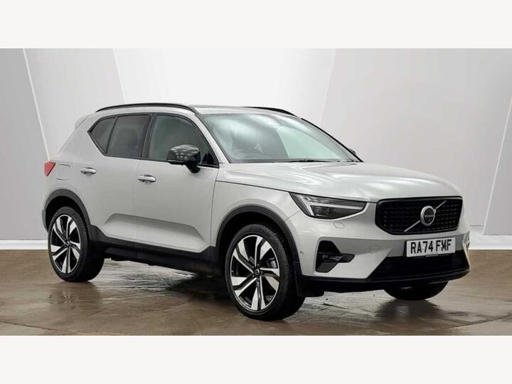 Volvo XC40 2.0 B4 MHEV Ultra Dark DCT Auto Euro 6 (s/s) 5dr