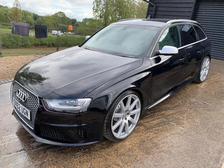Audi RS4 Avant 4.2 FSI V8 S Tronic Quattro Euro 5 5dr