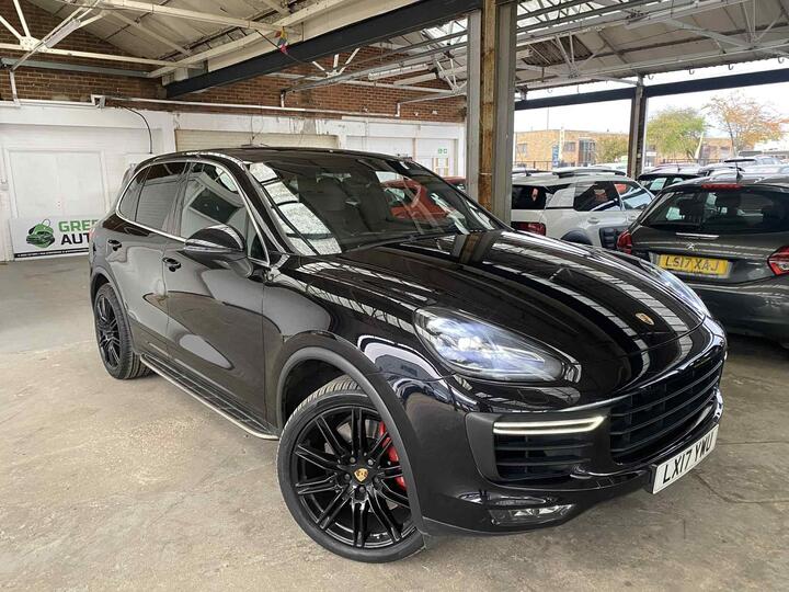 Porsche Cayenne 4.8T V8 Turbo TiptronicS 4WD Euro 6 (s/s) 5dr