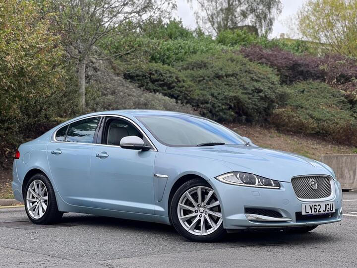 Jaguar XF 2.2d Premium Luxury Auto Euro 5 (s/s) 4dr