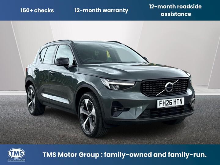 Volvo XC40 2.0 B3 MHEV Plus Dark DCT Auto Euro 6 (s/s) 5dr
