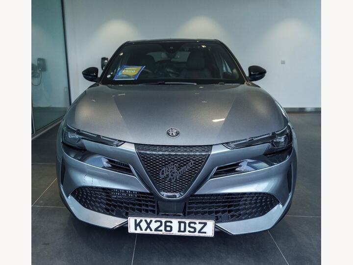 Alfa Romeo Junior 1.2 MHEV Ibrida E-DCT Euro 6 (s/s) 5dr