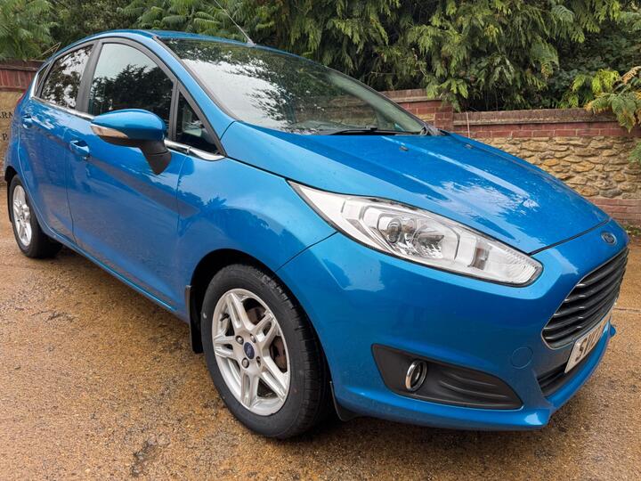 Ford Fiesta 1.0T EcoBoost Zetec Euro 5 (s/s) 5dr
