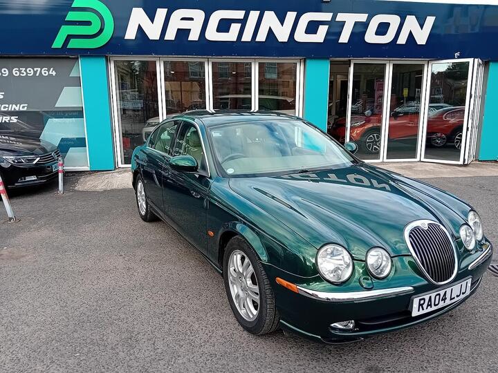 Jaguar S-Type 2.5 V6 SE Plus 4dr