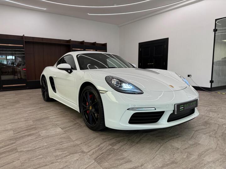Porsche 718 Cayman 2.5T S Euro 6 (s/s) 2dr Porsche 718 Cayman 2.5T S Euro 6 (s/s) 2dr