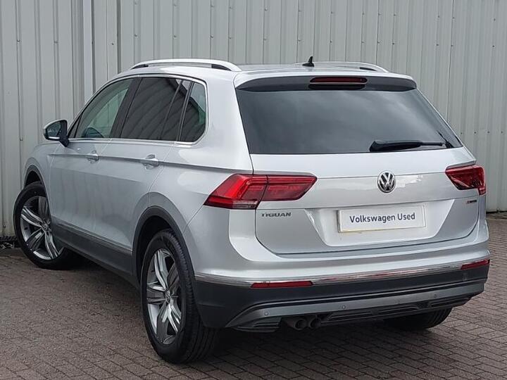 Volkswagen Tiguan 2.0 TDI SEL DSG 4Motion Euro 6 (s/s) 5dr
