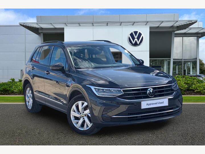 Volkswagen Tiguan 1.5 TSI Life Euro 6 (s/s) 5dr