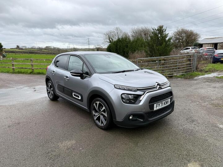 Citroen C3 1.2 PureTech Shine Plus Euro 6 (s/s) 5dr Citroen C3 1.2 PureTech Shine Plus Euro 6 (s/s) 5dr