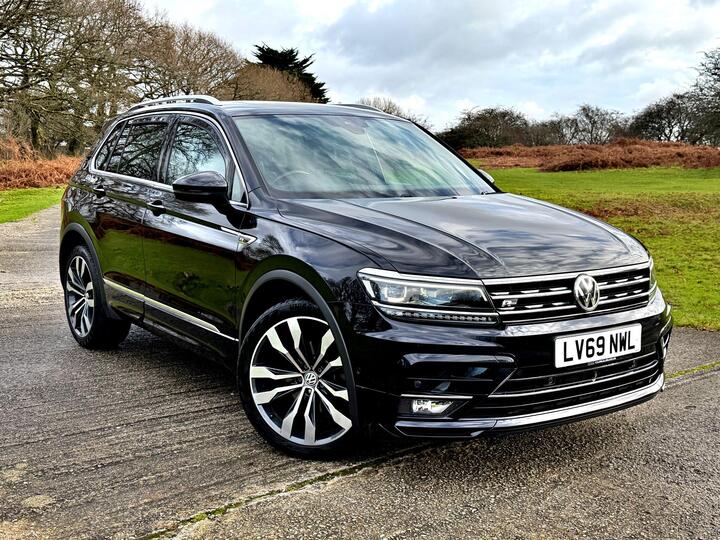 Volkswagen Tiguan 2.0 TDI R-Line Tech DSG Euro 6 (s/s) 5dr