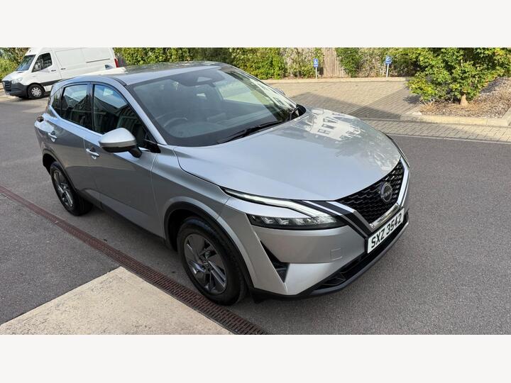 Nissan Qashqai 1.3 DIG-T MHEV Acenta Premium Euro 6 (s/s) 5dr