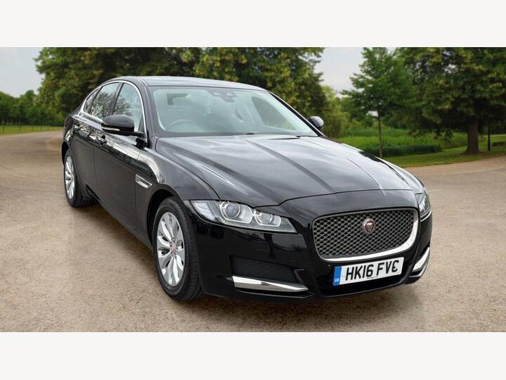 Jaguar XF 2.0d Portfolio Euro 6 (s/s) 4dr