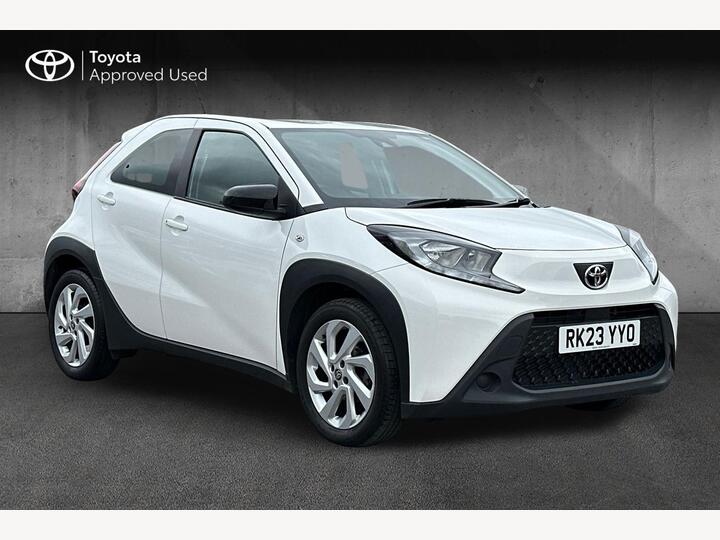 Toyota Aygo X 1.0 VVT-i Pure Euro 6 (s/s) 5dr