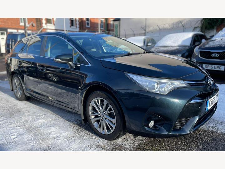 Toyota Avensis 2.0 D-4D Business Edition Touring Sports Euro 6 (s/s) 5dr