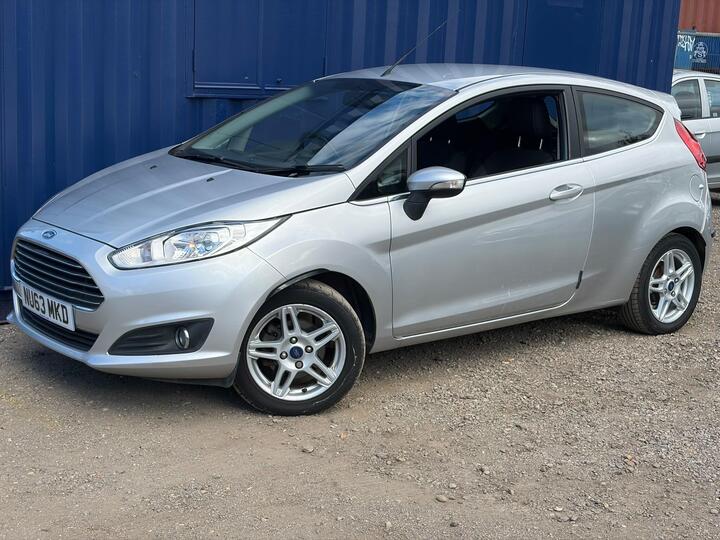 Ford Fiesta 1.0T EcoBoost Zetec Euro 5 (s/s) 3dr