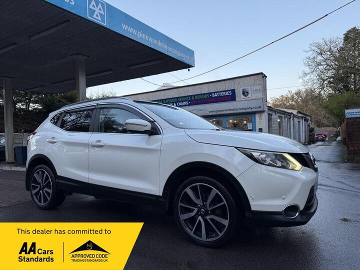 Nissan Qashqai 1.6 DCi Tekna XTRON 2WD Euro 5 (s/s) 5dr