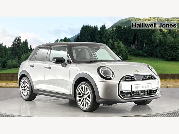 MINI Cooper 1.5C Classic Steptronic Euro 6 (s/s) 5dr