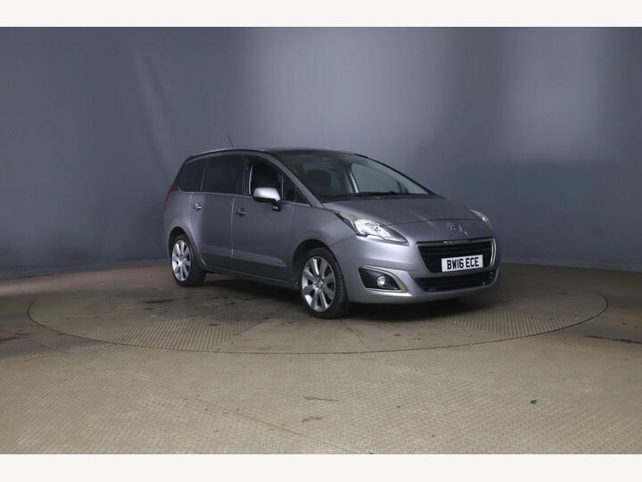Peugeot 5008 1.6 BlueHDi Allure Euro 6 (s/s) 5dr Peugeot 5008 1.6 BlueHDi Allure Euro 6 (s/s) 5dr