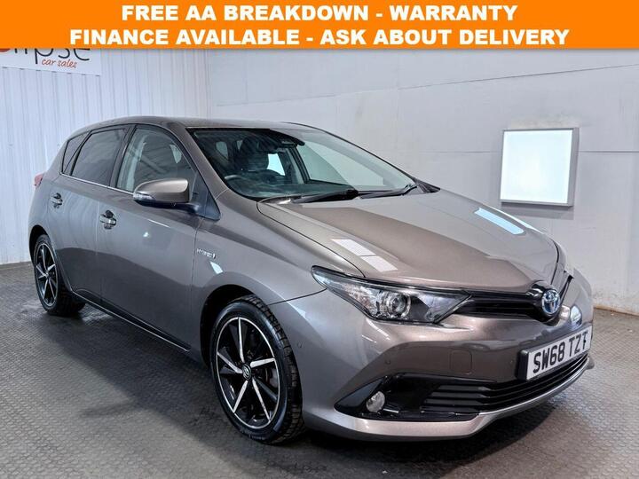 Toyota AURIS 1.8 VVT-h Design CVT Euro 6 (s/s) 5dr