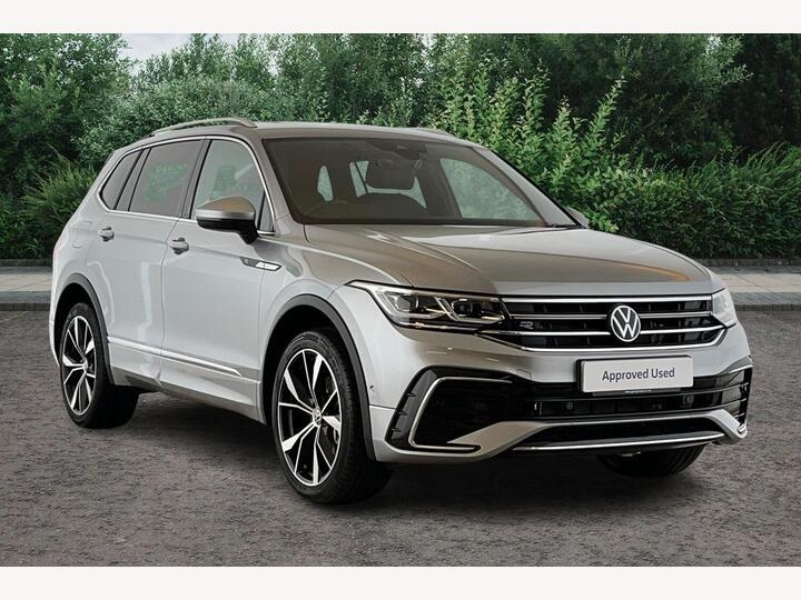 Volkswagen Tiguan Allspace 2.0 TDI R-Line DSG Euro 6 (s/s) 5dr Volkswagen Tiguan Allspace 2.0 TDI R-Line DSG Euro 6 (s/s) 5dr