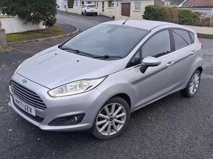 Ford Fiesta 1.0T EcoBoost Titanium Euro 6 (s/s) 5dr