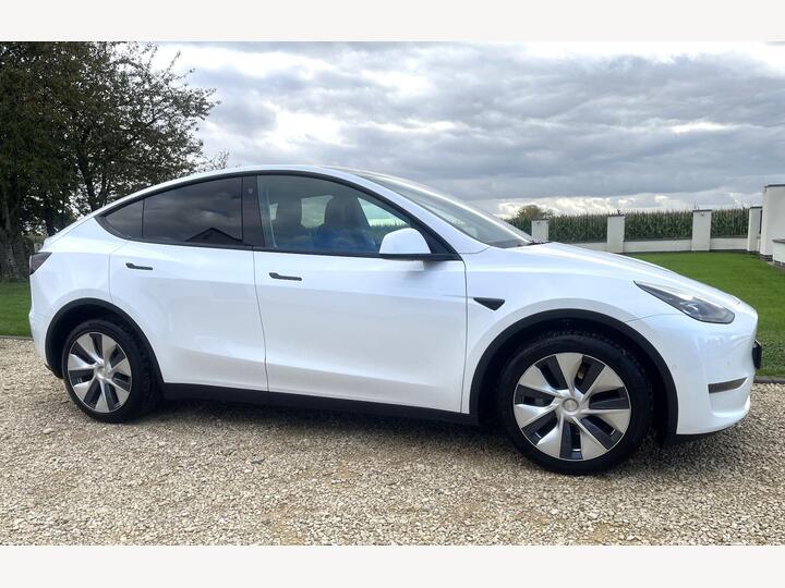 Tesla Model Y (Dual Motor) Long Range Auto 4WDE 5dr
