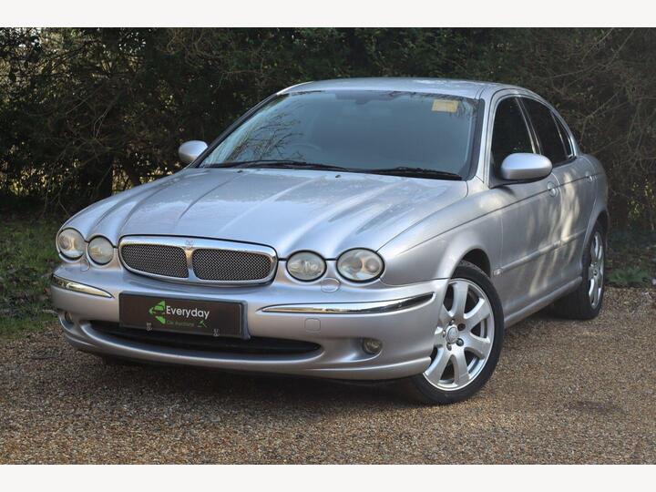 Jaguar X-Type 2.1 V6 SE Plus 4dr