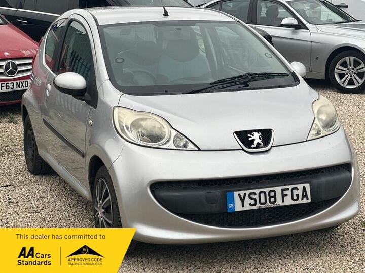 Peugeot 107 1.0 12V Urban Move Euro 4 3dr