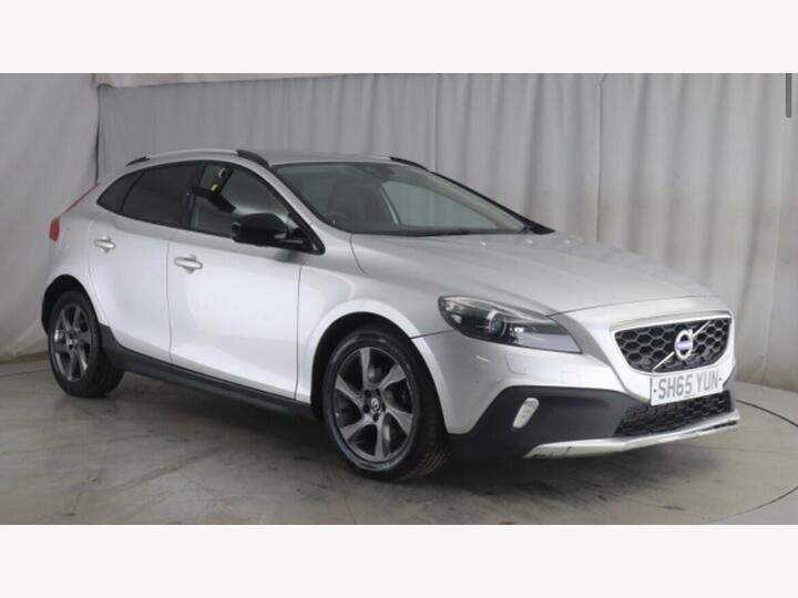 Volvo V40 Cross Country 1.6 D2 Lux Nav Euro 5 (s/s) 5dr Volvo V40 Cross Country 1.6 D2 Lux Nav Euro 5 (s/s) 5dr