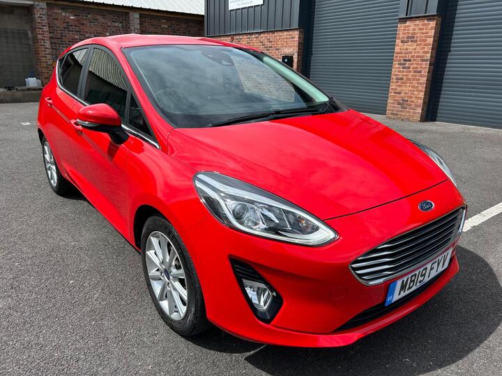 Ford Fiesta 1.0T EcoBoost Titanium Euro 6 (s/s) 5dr