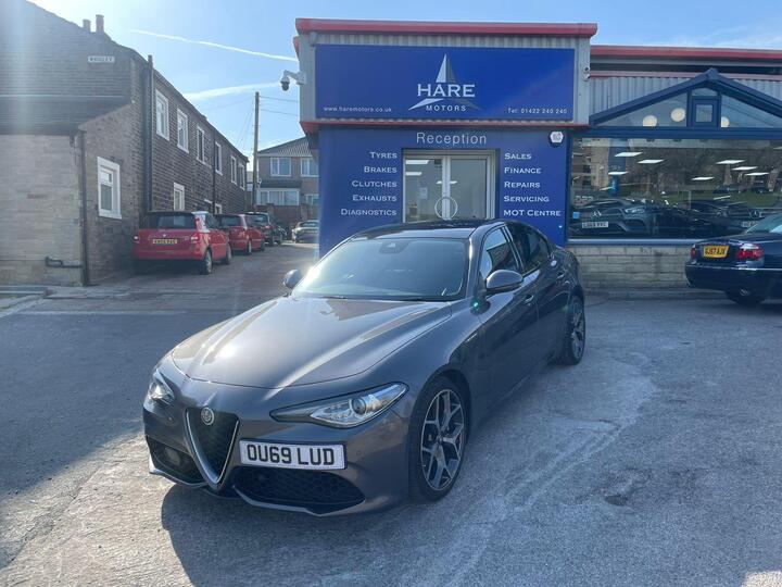 Alfa Romeo Giulia 2.0T Veloce Auto Euro 6 (s/s) 4dr