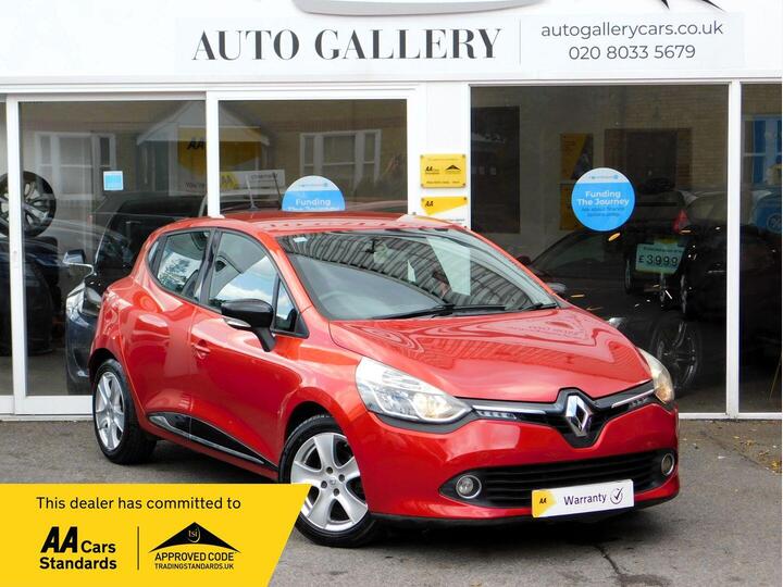 Renault Clio 1.2 16V Dynamique MediaNav Euro 5 5dr Renault Clio 1.2 16V Dynamique MediaNav Euro 5 5dr