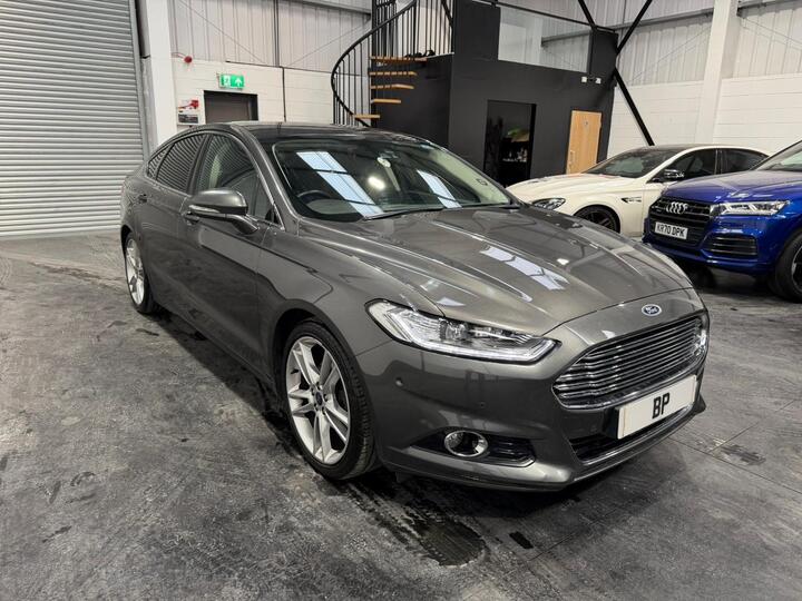 Ford Mondeo 2.0 TDCi Titanium Euro 6 (s/s) 5dr