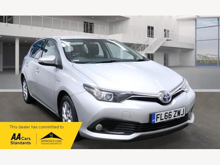 Toyota Auris 1.8 VVT-h Icon CVT Euro 6 (s/s) 5dr