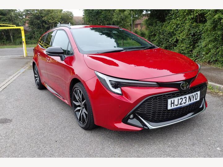 Toyota Corolla 2.0 VVT-h GR SPORT Touring Sports CVT Euro 6 (s/s) 5dr Toyota Corolla 2.0 VVT-h GR SPORT Touring Sports CVT Euro 6 (s/s) 5dr