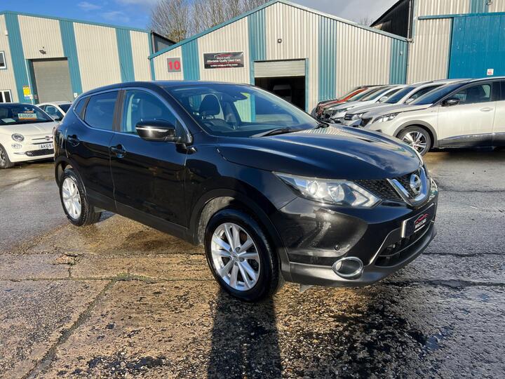 Nissan Qashqai 1.5 DCi Acenta Premium 2WD Euro 5 (s/s) 5dr Nissan Qashqai 1.5 DCi Acenta Premium 2WD Euro 5 (s/s) 5dr