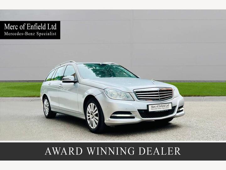 Mercedes-Benz C Class 2.1 C220 CDI BlueEfficiency Executive SE Euro 5 (s/s) 5dr