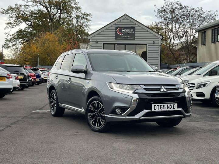 Mitsubishi Outlander 2.0h 12kWh GX3h CVT 4WD Euro 6 (s/s) 5dr Mitsubishi Outlander 2.0h 12kWh GX3h CVT 4WD Euro 6 (s/s) 5dr