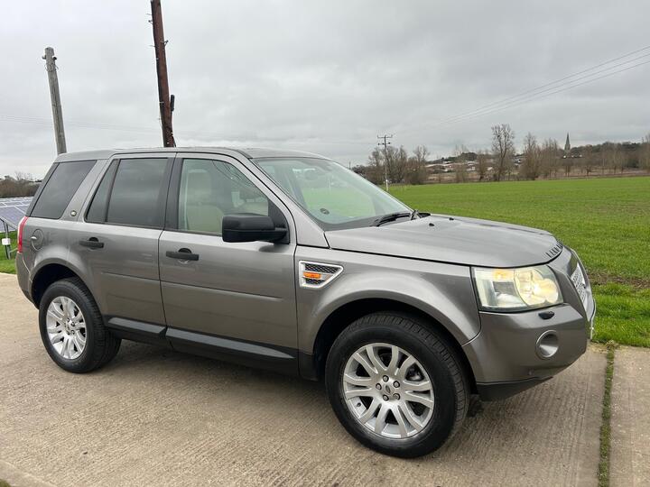 Land Rover Freelander 2 3.2 I6 HSE Auto 4WD Euro 4 5dr Land Rover Freelander 2 3.2 I6 HSE Auto 4WD Euro 4 5dr