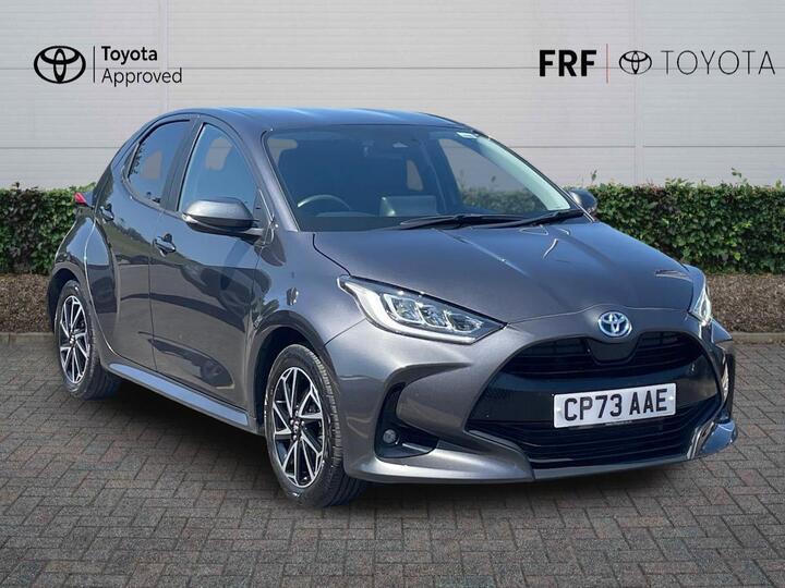Toyota Yaris 1.5 VVT-h Design E-CVT Euro 6 (s/s) 5dr