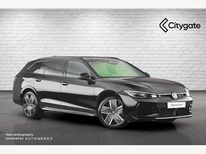 Volkswagen Passat Estate 1.5 TSI EHybrid 19.7kWh Black Edition DSG Euro 6 (s/s) 5dr