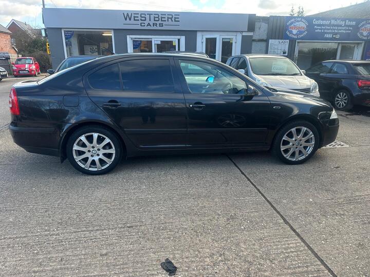 Skoda Octavia 2.0 TDI Laurin & Klement DSG Euro 4 5dr