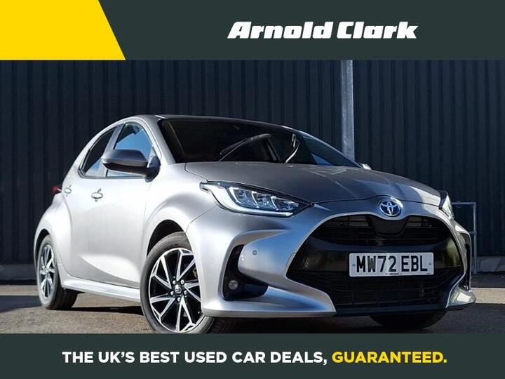 Toyota Yaris 1.5 VVT-h Design E-CVT Euro 6 (s/s) 5dr Toyota Yaris 1.5 VVT-h Design E-CVT Euro 6 (s/s) 5dr