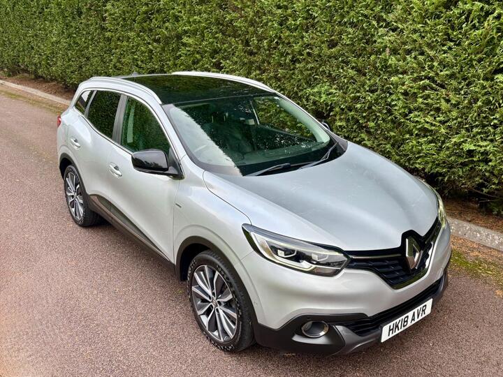 Renault Kadjar 1.2 TCe Signature S Nav Euro 6 (s/s) 5dr Renault Kadjar 1.2 TCe Signature S Nav Euro 6 (s/s) 5dr