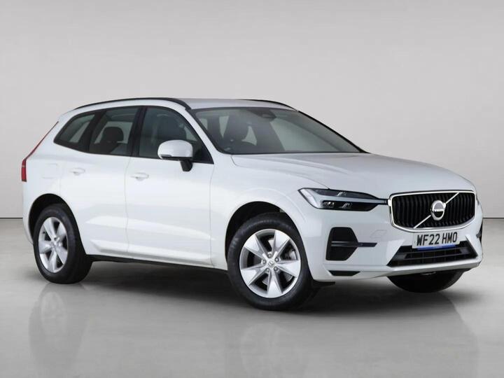 Volvo XC60 2.0 B5 MHEV Momentum Auto Euro 6 (s/s) 5dr