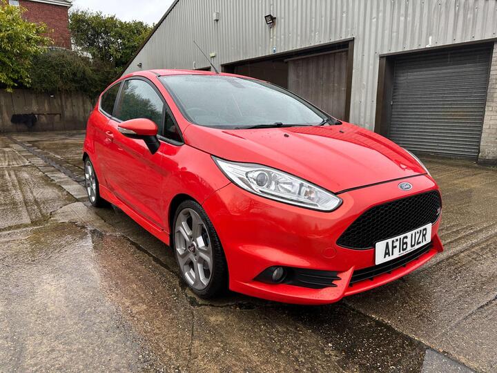 Ford Fiesta 1.6T EcoBoost ST-3 Euro 6 3dr