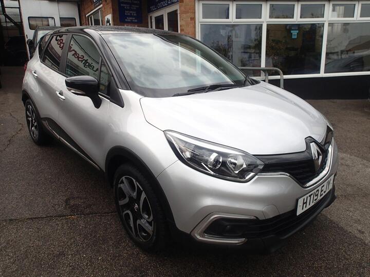 Renault Captur 0.9 TCe ENERGY Iconic Euro 6 (s/s) 5dr