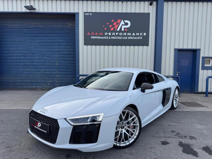 Audi R8 5.2 FSI V10 Plus S Tronic Quattro Euro 6 (s/s) 2dr