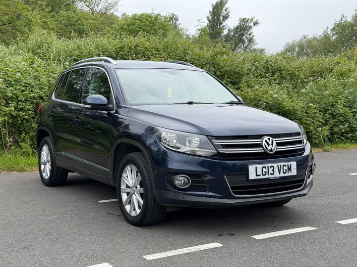 Volkswagen Tiguan 2.0 TDI BlueMotion Tech SE DSG 4WD Euro 5 (s/s) 5dr