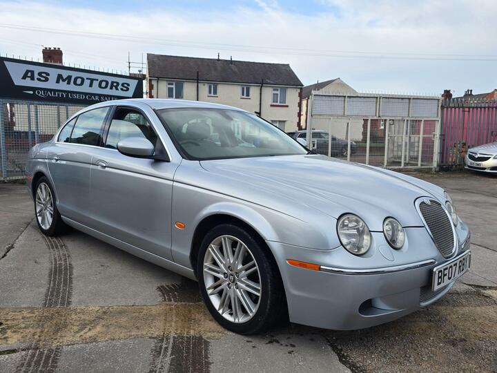 Jaguar S-Type 3.0 V6 SE 4dr