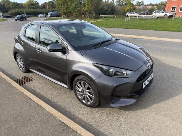 Toyota Yaris 1.5 VVT-h Icon E-CVT Euro 6 (s/s) 5dr